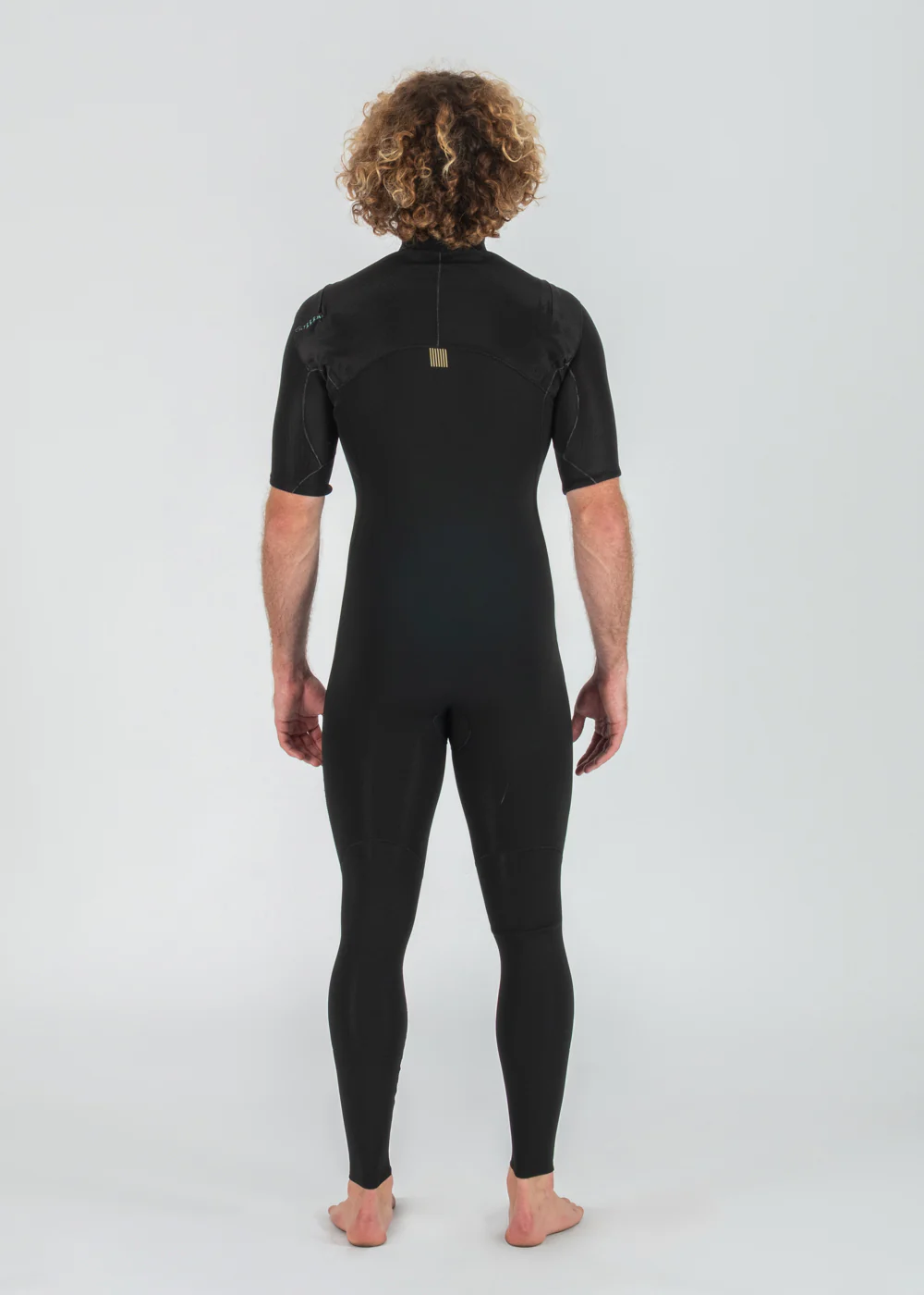 New Seas 2-2 Short Sleeve Full U-Zip Wetsuit - Image 3