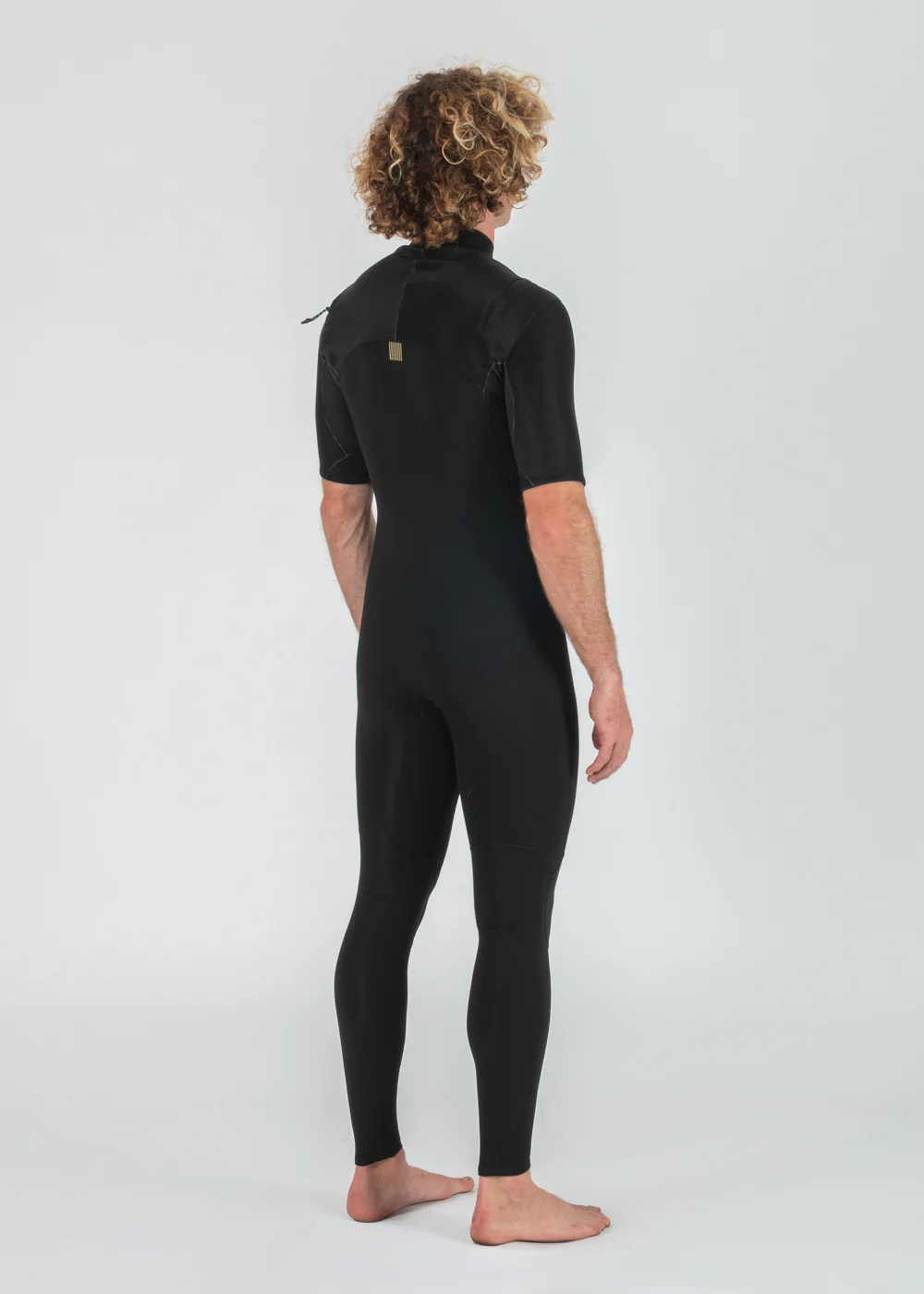 New Seas 2-2 Short Sleeve Full U-Zip Wetsuit - Image 5