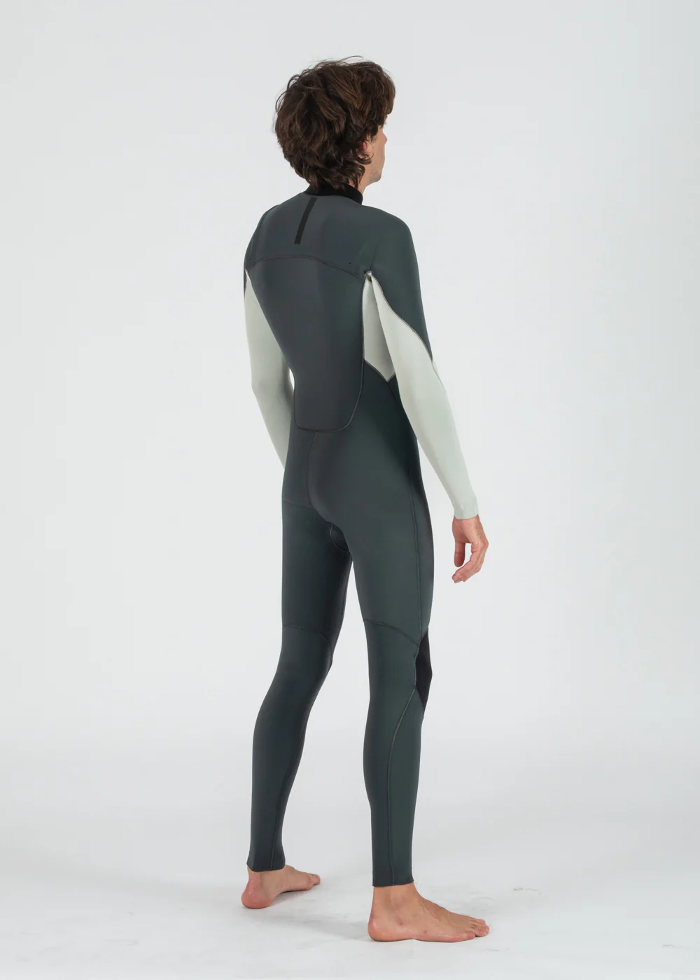 7 Seas Comp 3-2 Full Chest Zip Wetsuit - Image 4