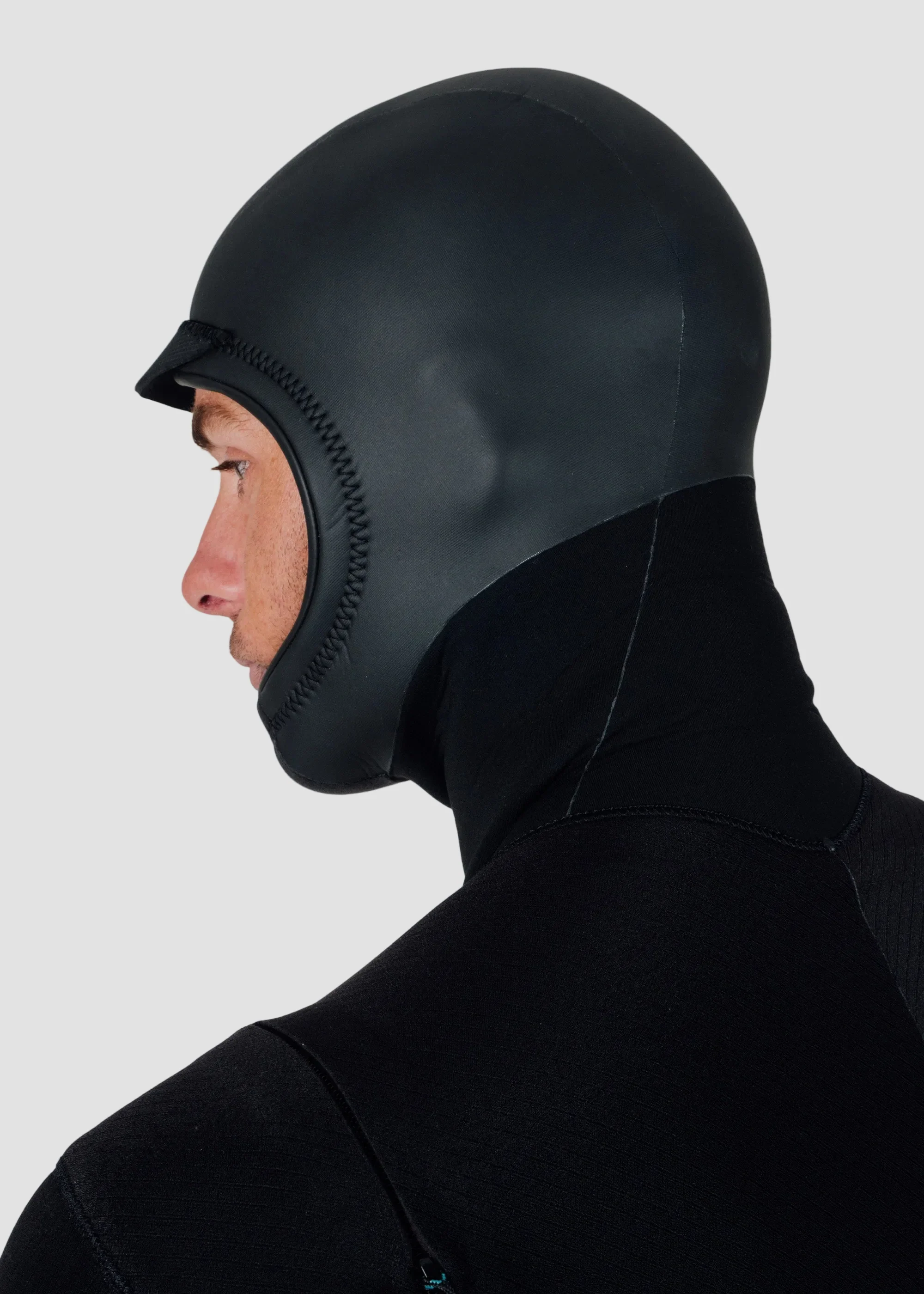 New Seas 5-4 Hooded U-Zip Wetsuit - Image 6