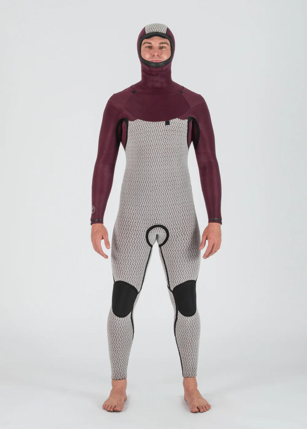 New Seas 6-5 Hooded U-Zip Wetsuit - Image 9